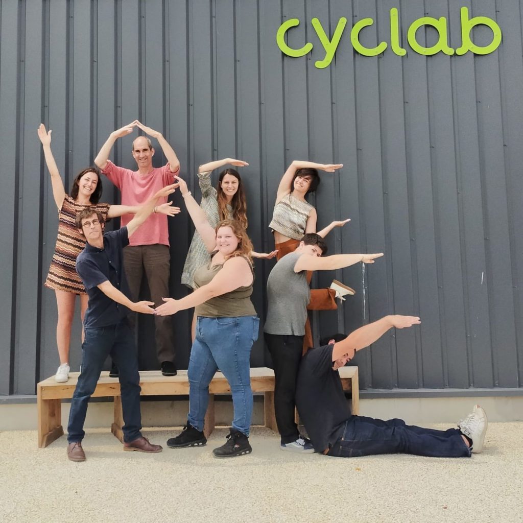 Photo des équipes innovation circulaire et zéro déchet de l'atelier cyclab